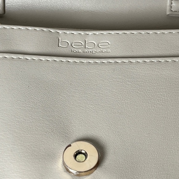 NWT BEBE Sophia Beige Quilted Crossbody City Bag w Gold Chain Strap Y2K 90s 00s - Picture 11 of 12